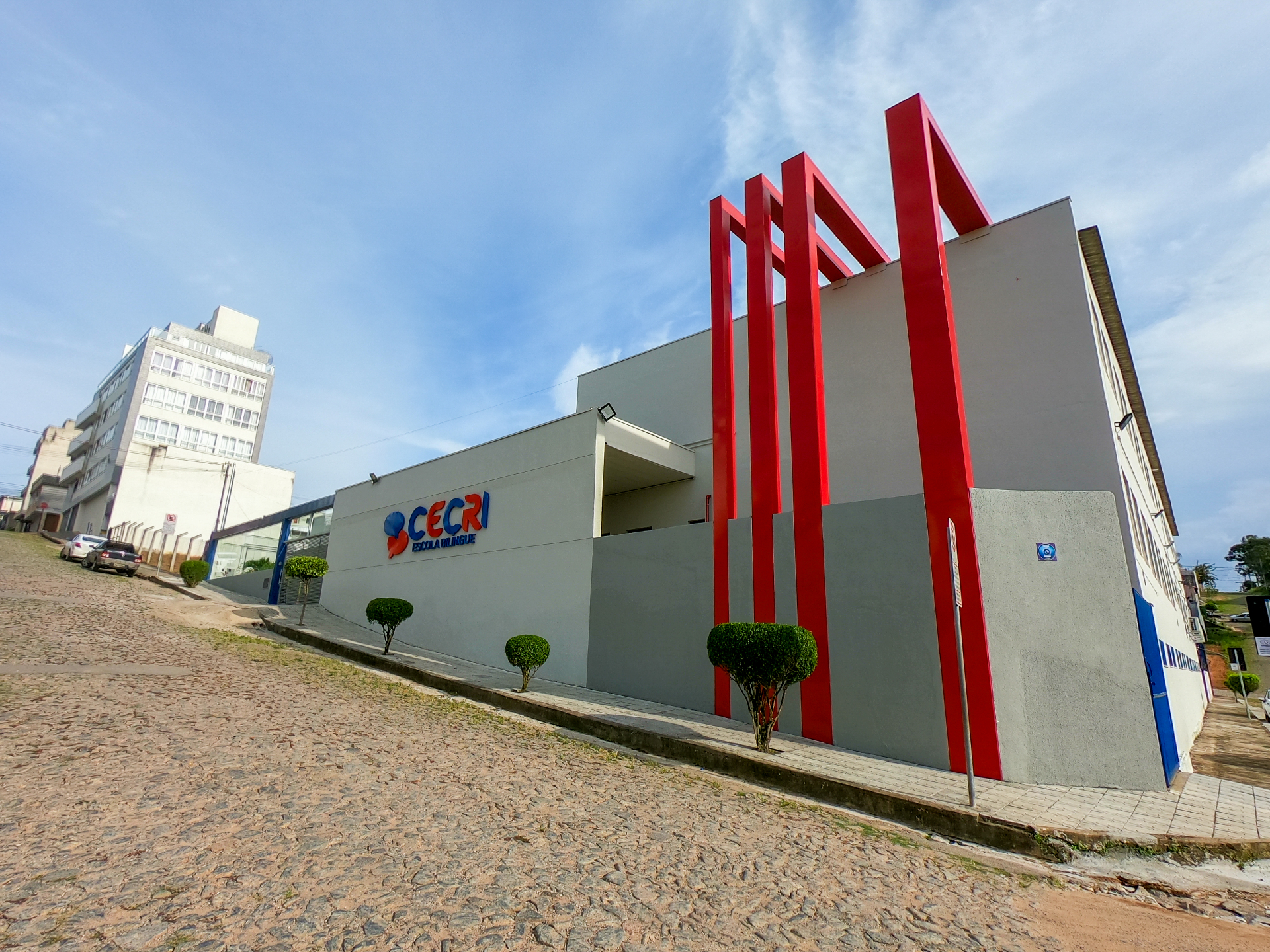 Fachada CECRI Escola Bilíngue